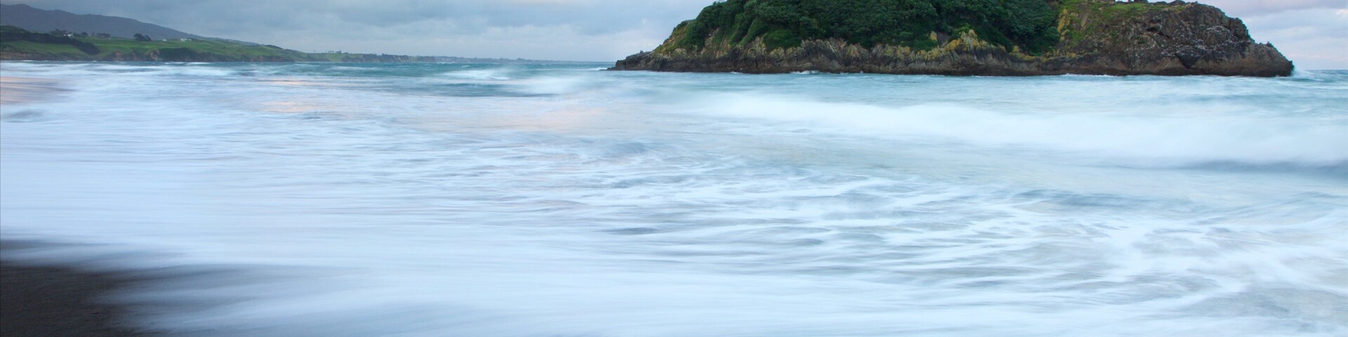 Sugar Loaf Marine Reserve which includes a bay or harbor and island images