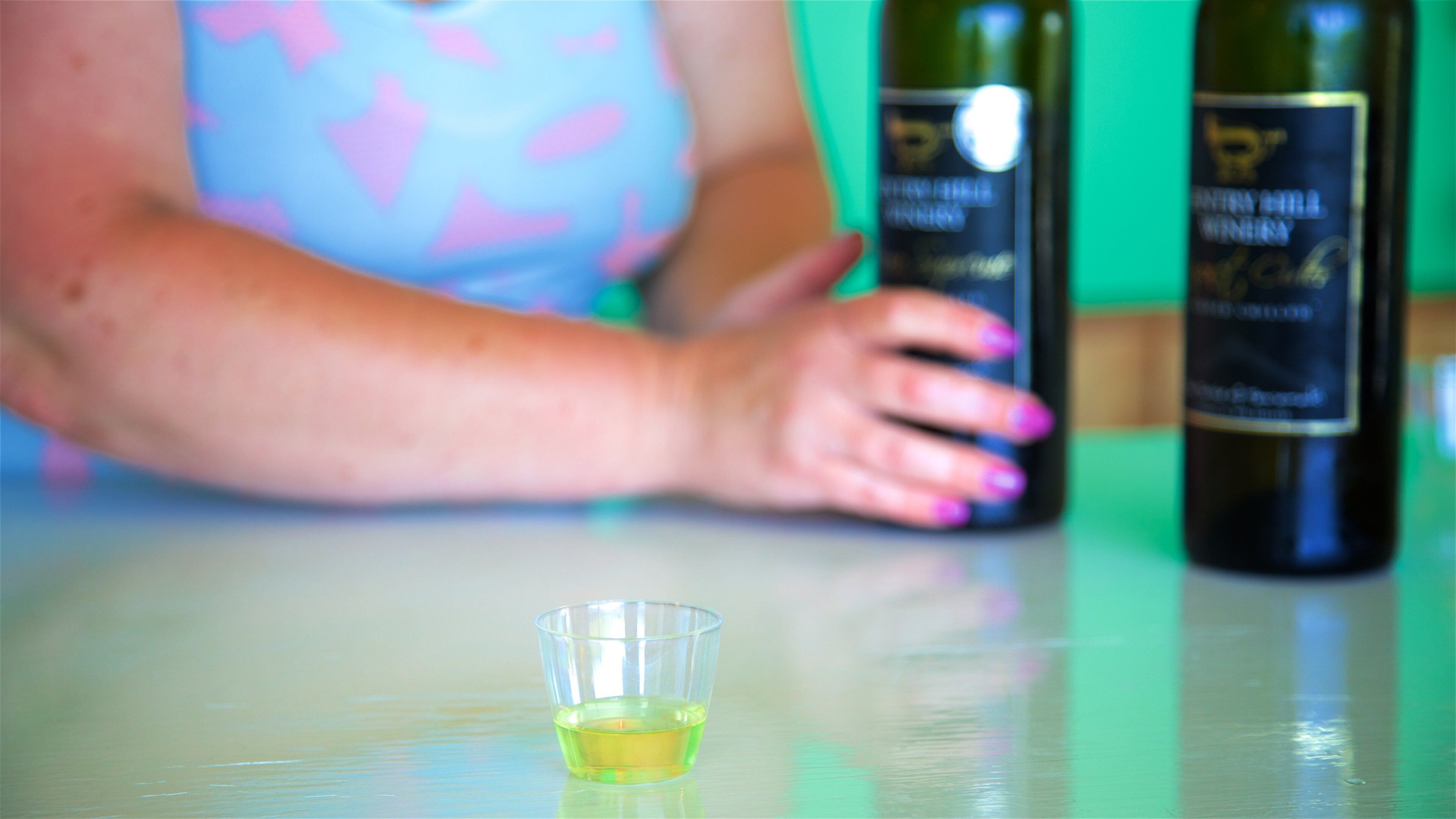 Sentry Hill Winery showing drinks or beverages