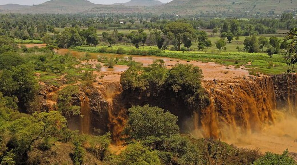 Not to be fooled by the name, Blue Niles Fall's water is far from blue at this time of year.