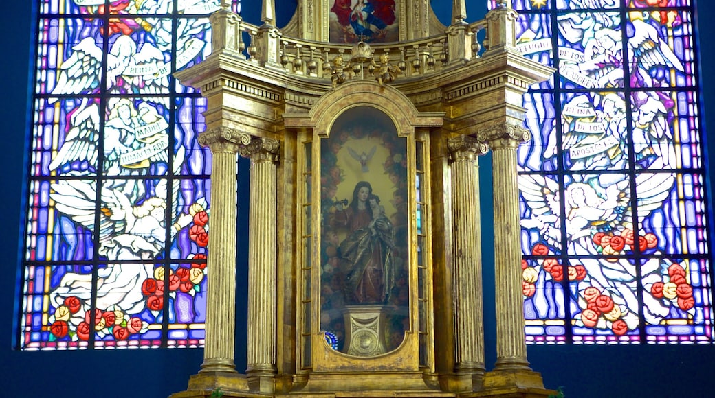 Catedral Metropolitano showing interior views, religious elements and a church or cathedral