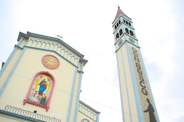 Iglesia Don Rua featuring religious aspects and a church or cathedral