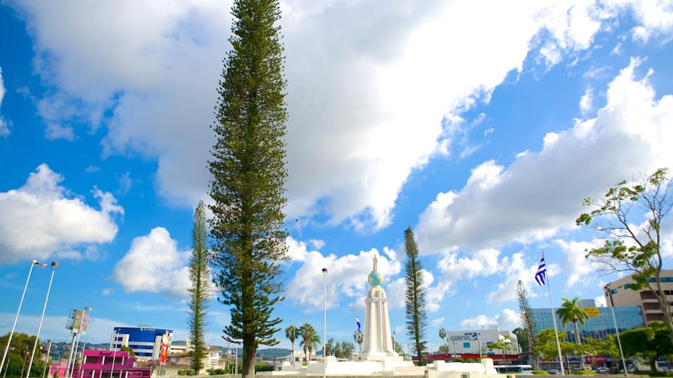 Monumento al Salvador del Mundo