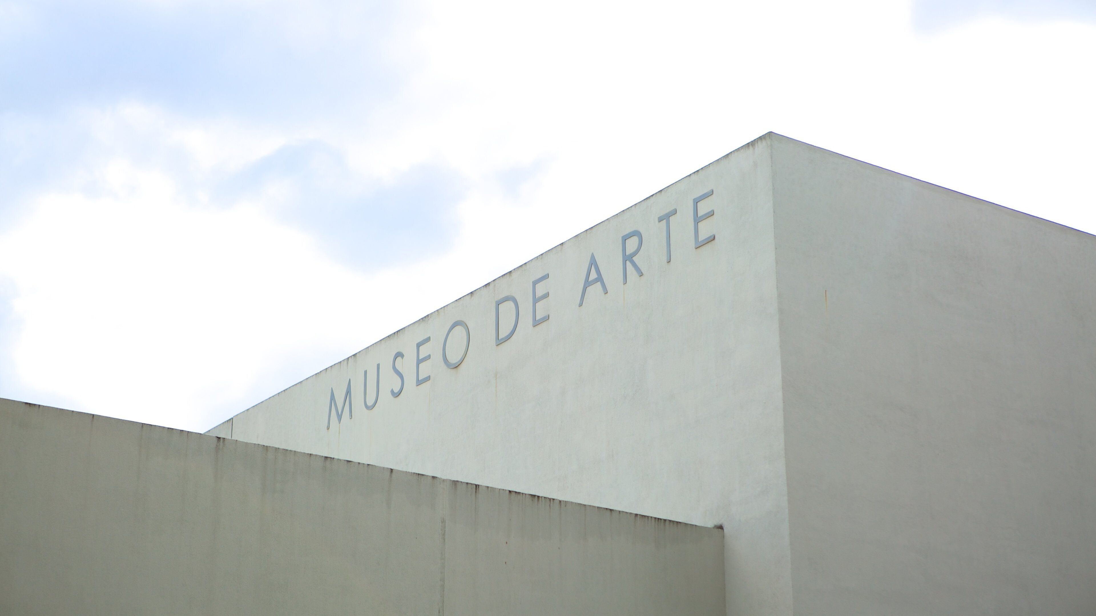 Museo de Arte de El Salvador which includes signage