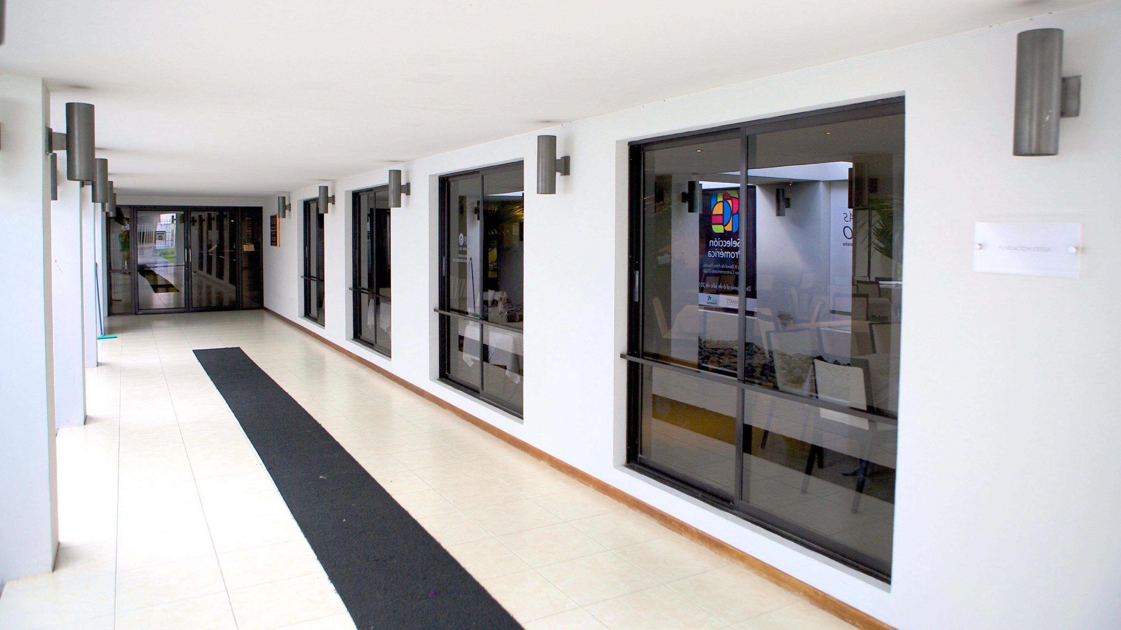 Museo de Arte de El Salvador which includes interior views