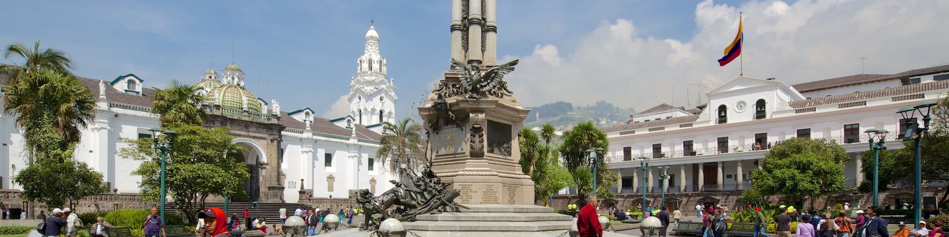 Independence Square which includes a monument, a statue or sculpture and a square or plaza