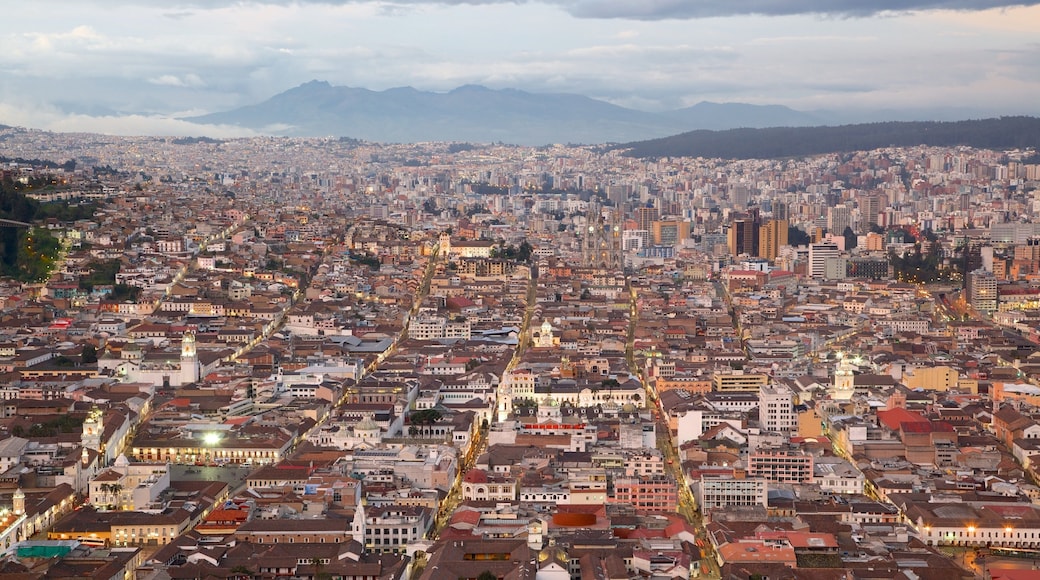 El Panecillo which includes a city