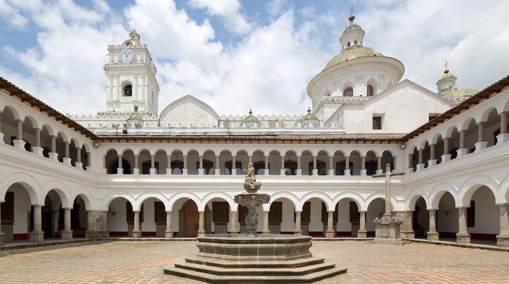La Merced Church showing a square or plaza and a church or cathedral