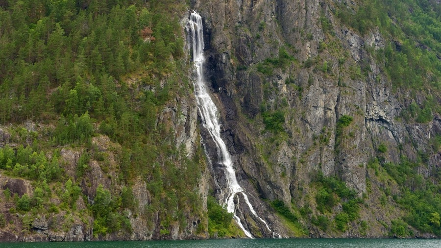 Naeroyfjord featuring a cascade