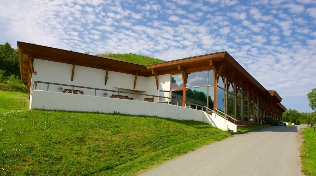 Trondenes historiske senter fasiliteter samt hotell