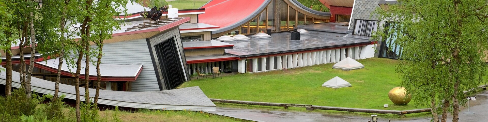 Galería de plata de Juhl ofreciendo arquitectura moderna