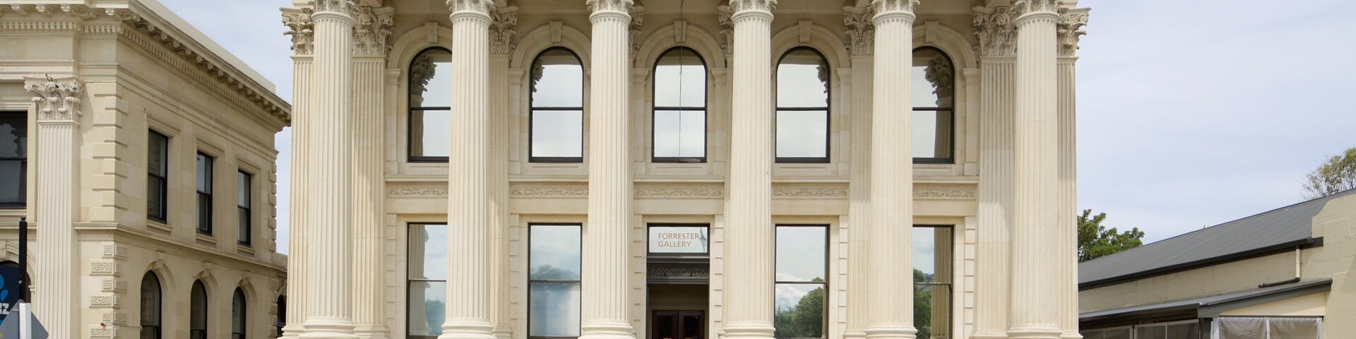 Forrester Gallery which includes heritage architecture