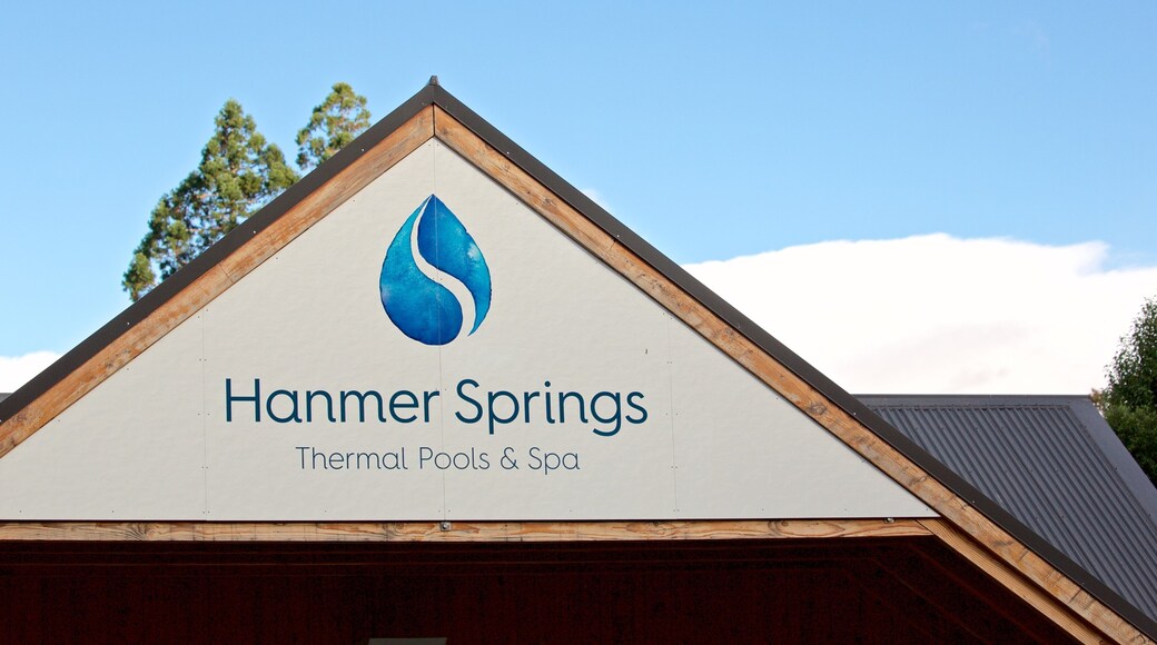 Hanmer Springs Thermal Reserve showing signage