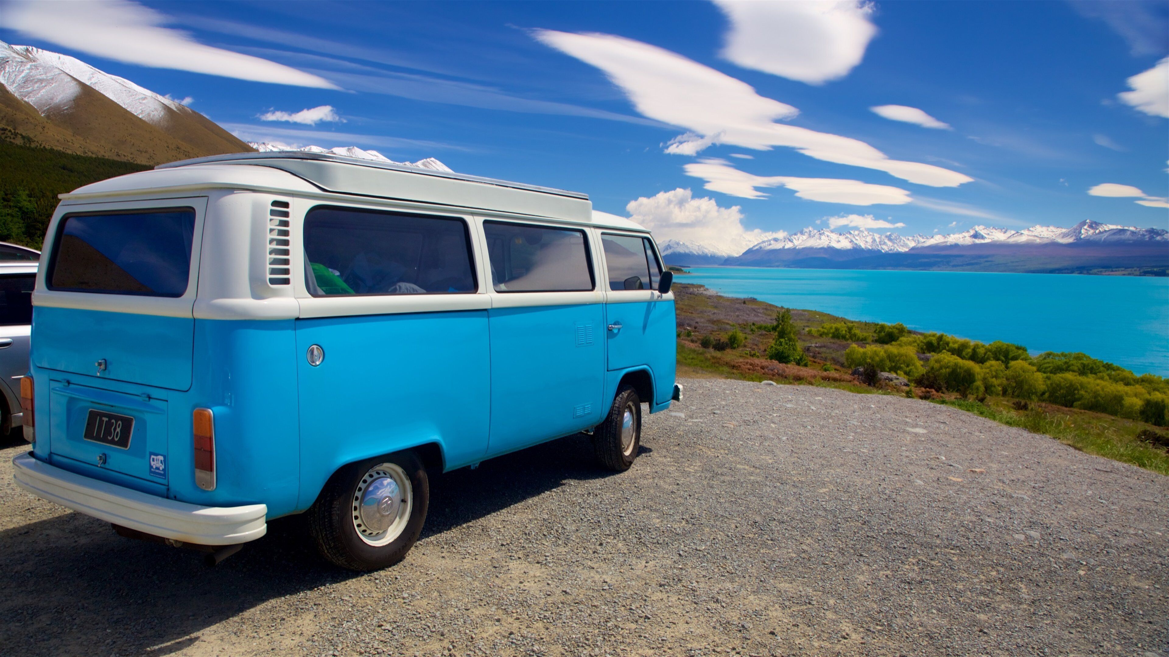 Lac Pukaki montrant lac ou étang