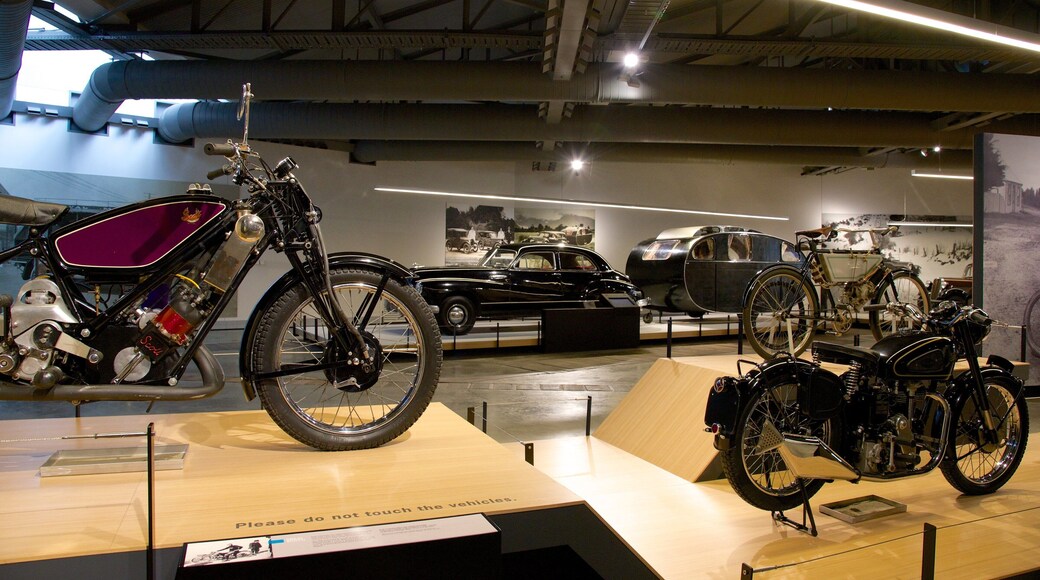 Otago Settlers Museum que incluye vistas interiores
