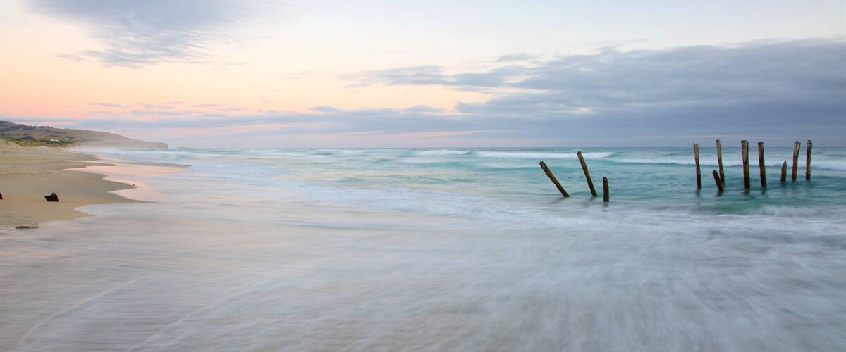 St. Clair Beach das einen Brandung, Sonnenuntergang und Strand