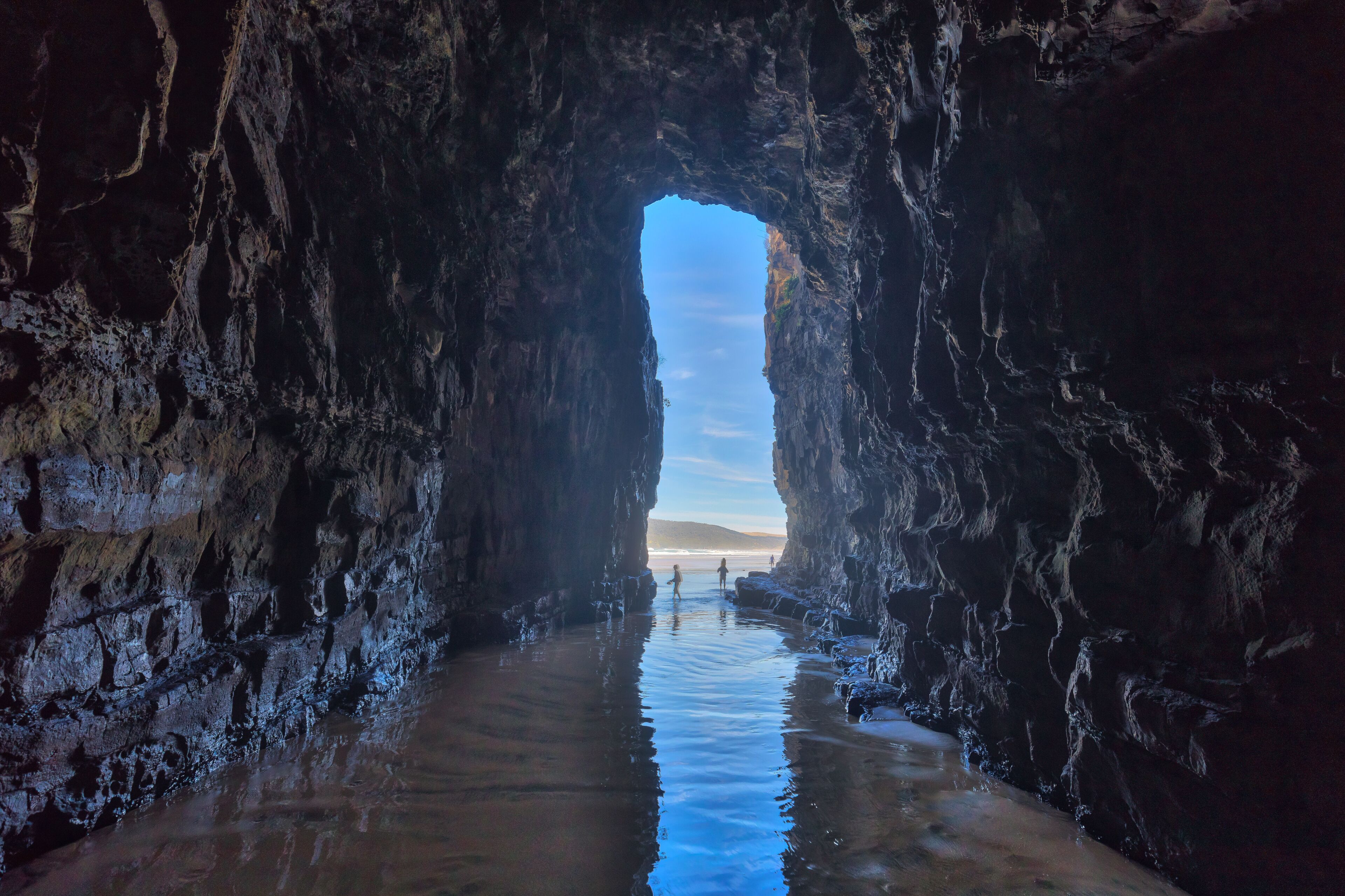 Katedral Caves