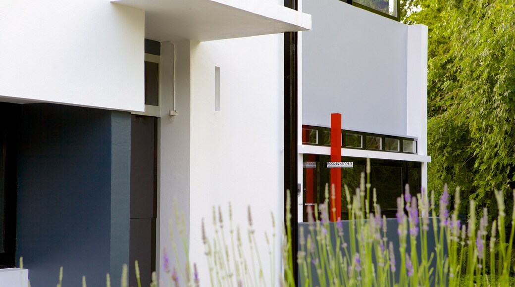 Rietveld Schroder House showing a house and modern architecture