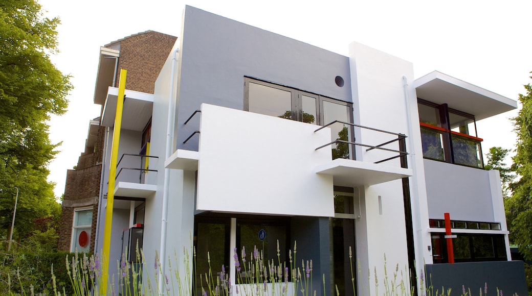 Rietveld Schroder House which includes modern architecture and a house