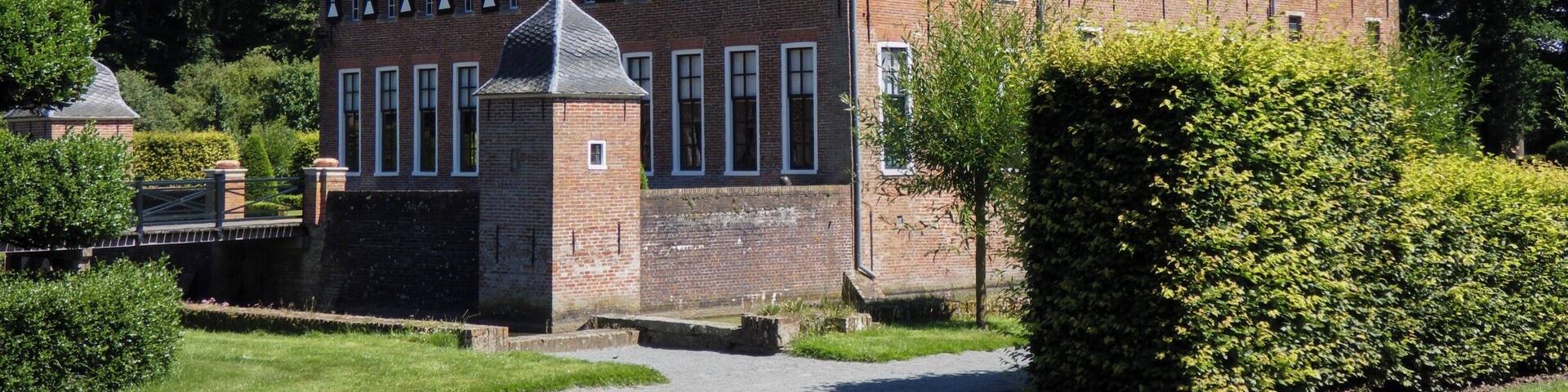 Menkemaborg Uithuizen.
#architecture