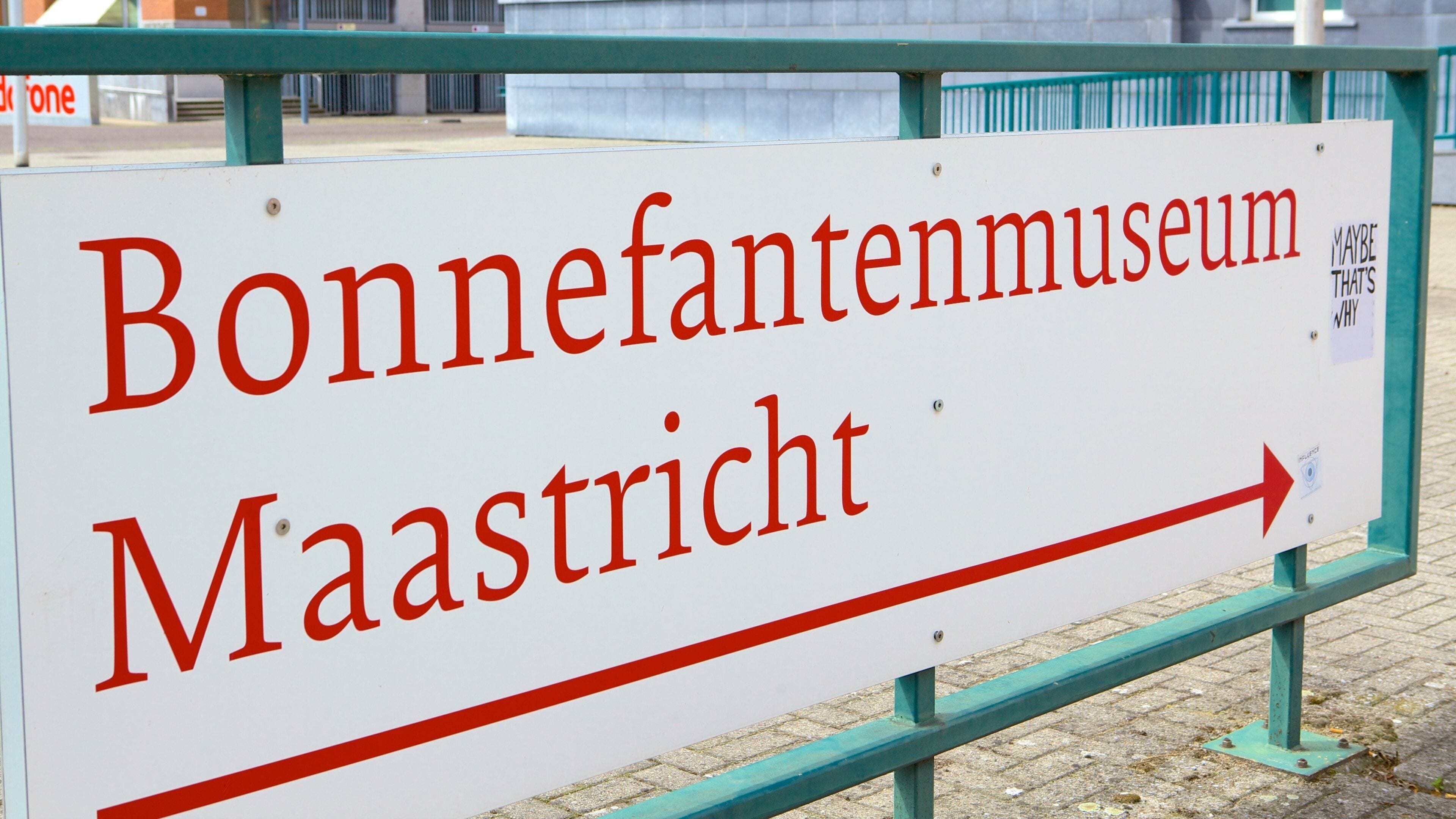 Bonnefanten Museum featuring signage