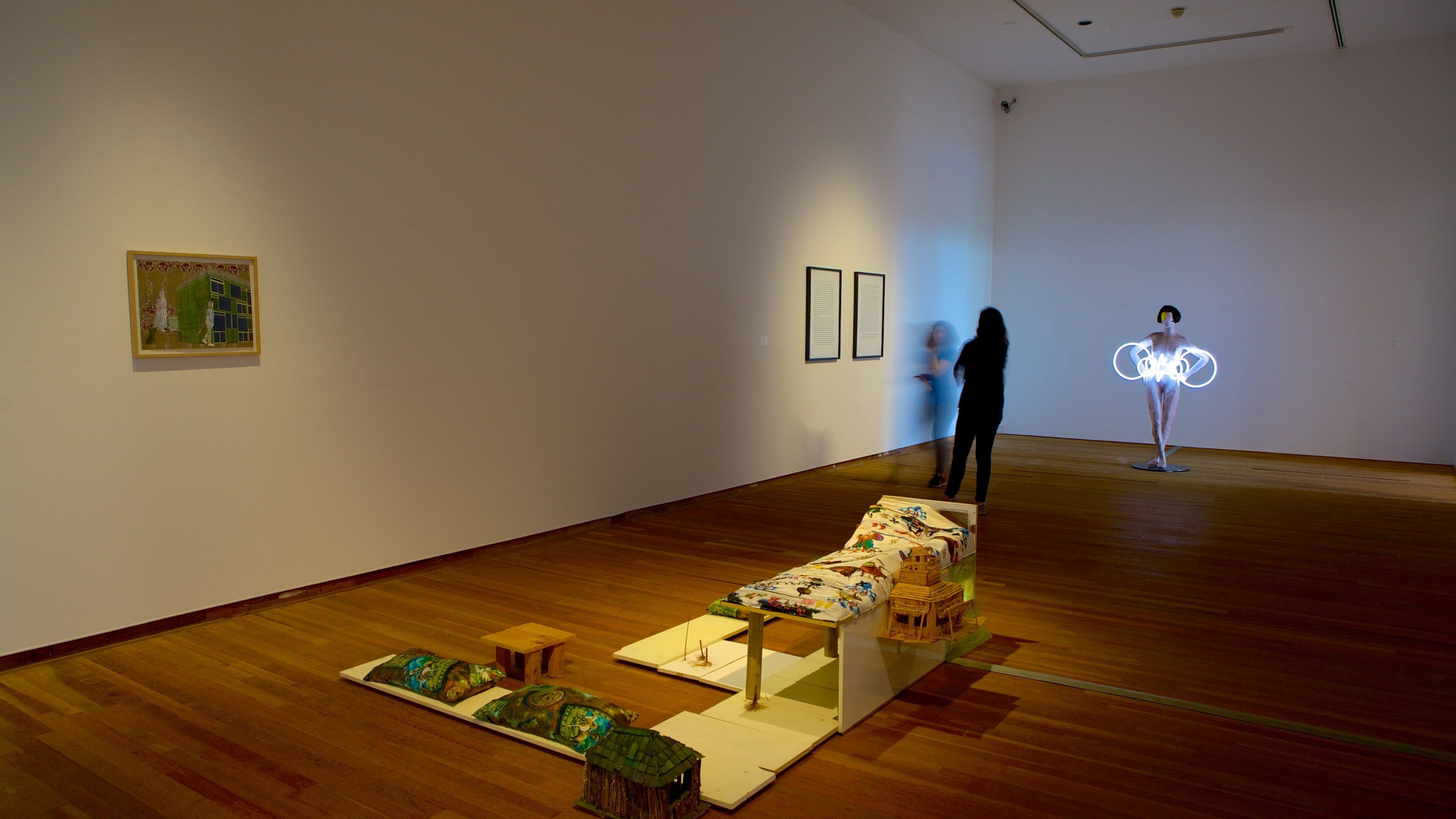 Bonnefanten Museum which includes art and interior views