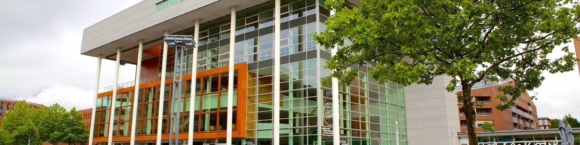 Centre Ceramique which includes street scenes and modern architecture