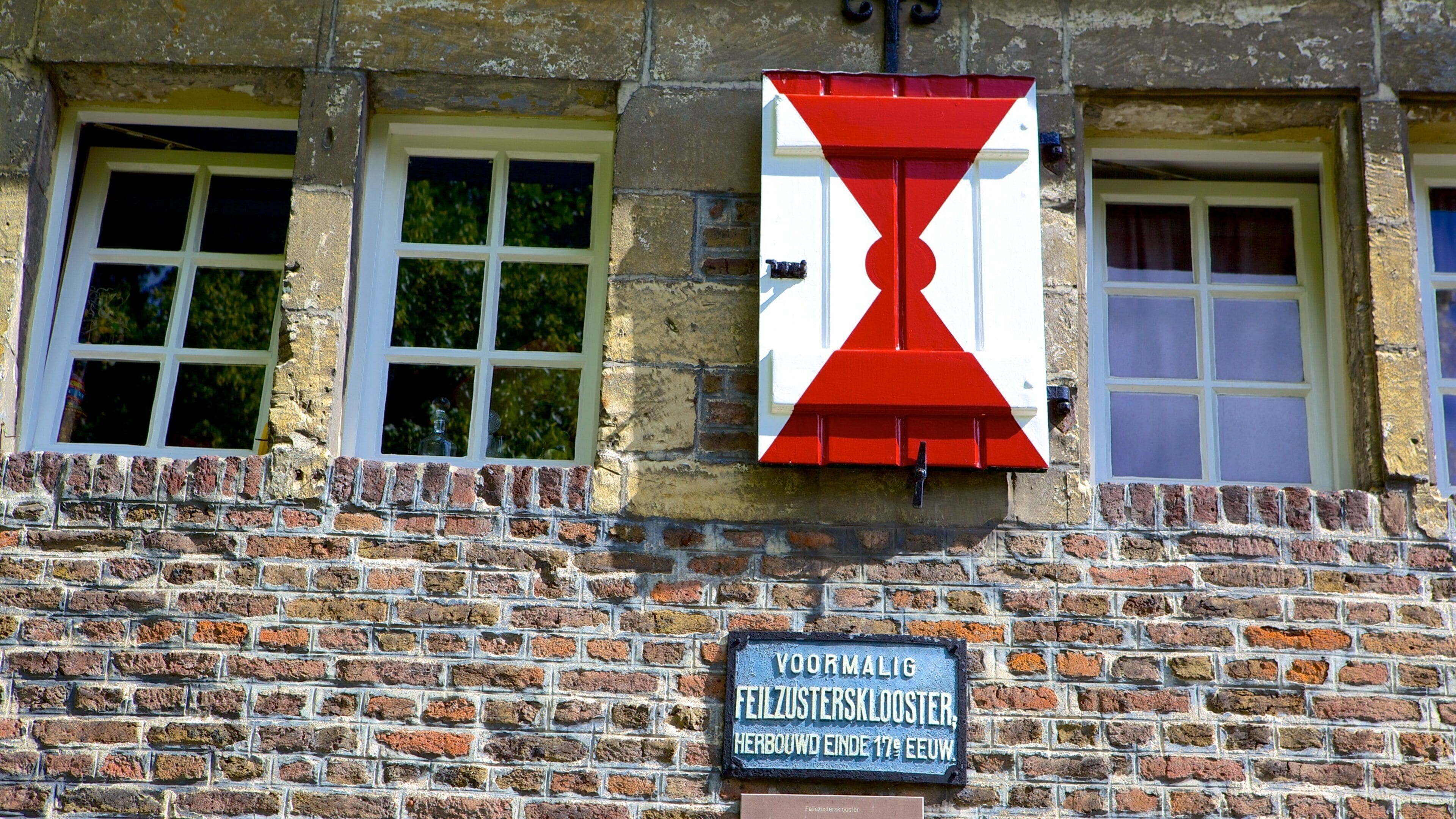 Helpoort presenterar historisk arkitektur