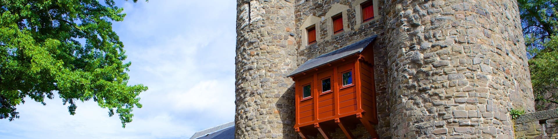 Helpoort which includes heritage elements and street scenes