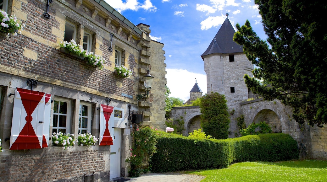 Helpoort das einen historische Architektur und Straßenszenen