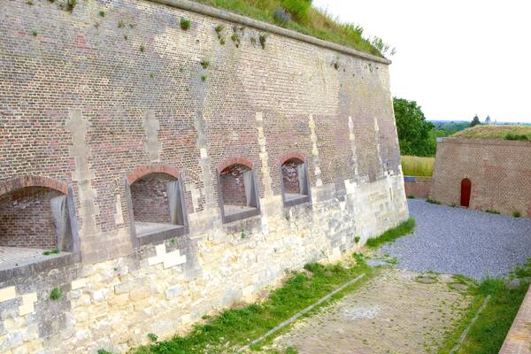 Fort Sint Pieter welches beinhaltet Burg und Geschichtliches