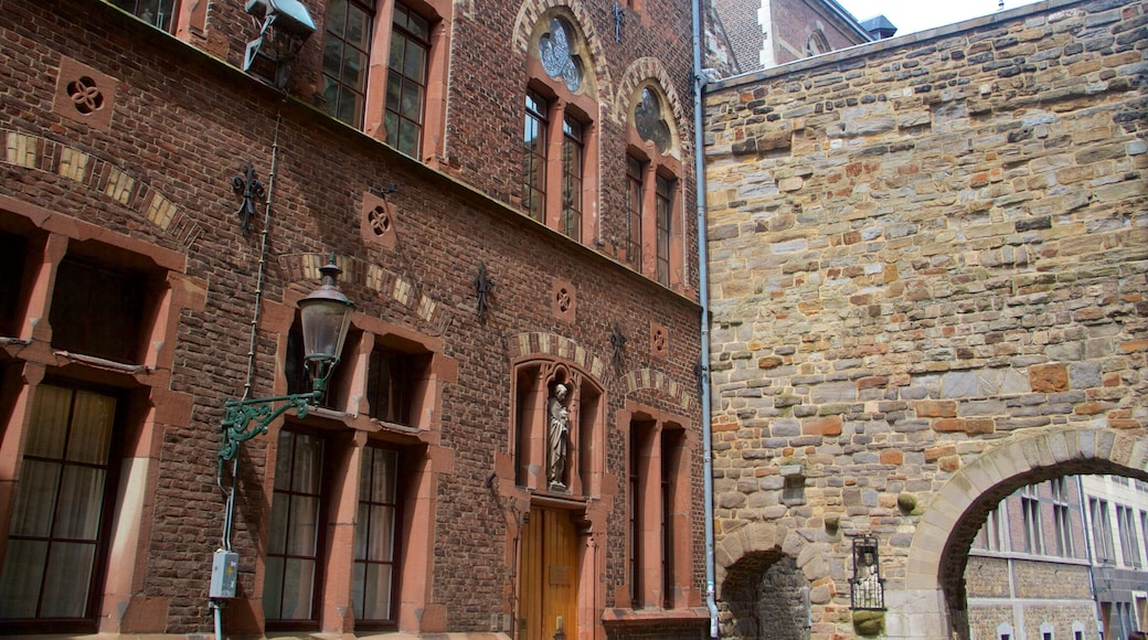 聖ヤンス教会 どの含み 遺跡