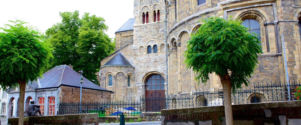 Basiliek van Onze-Lieve-Vrouw inclusief straten