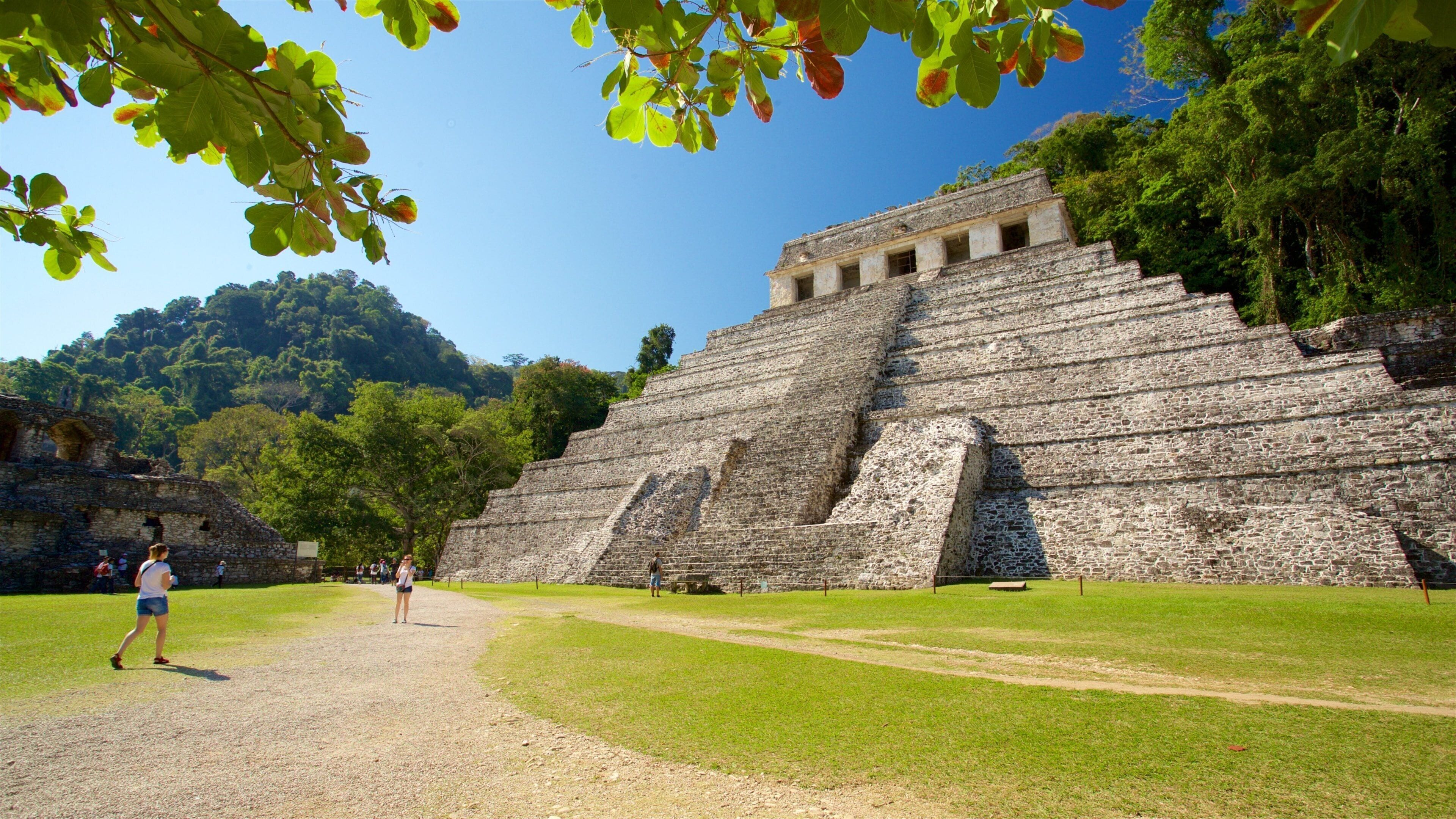 Pre-Hispanic City and National Park of Palenque which includes heritage architecture
