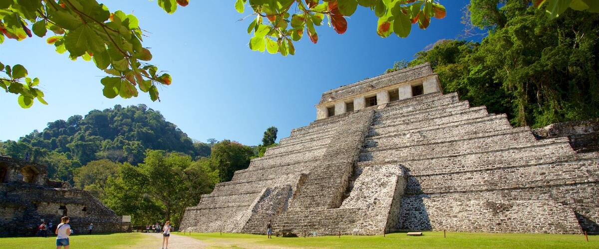 Ville préhispanique et parc national de Palenque qui includes patrimoine architectural
