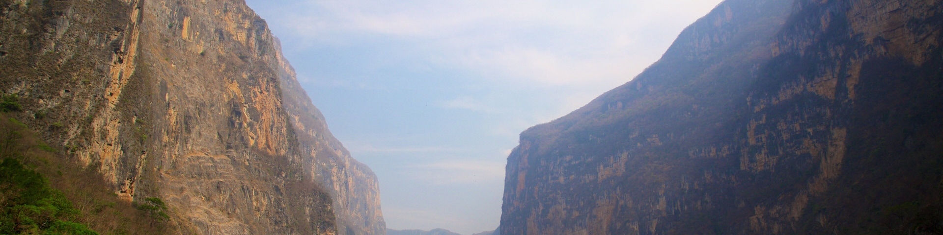 Canon del Sumidero National Park featuring a river or creek and a gorge or canyon