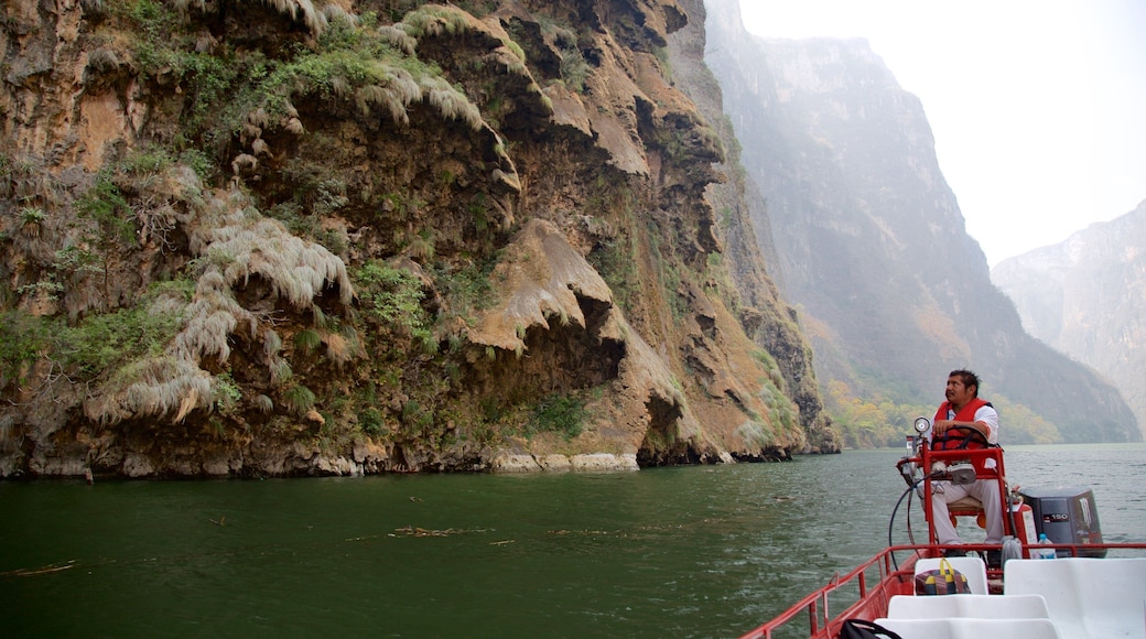 Canon del Sumidero National Park which includes a river or creek, boating and a gorge or canyon