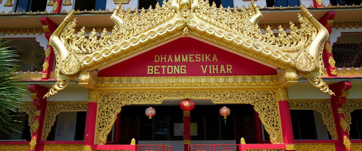 Dhammikarama Burmese Buddhist Temple joka esittää uskonnolliset kohteet, vanha arkkitehtuuri ja temppeli tai palvontapaikka