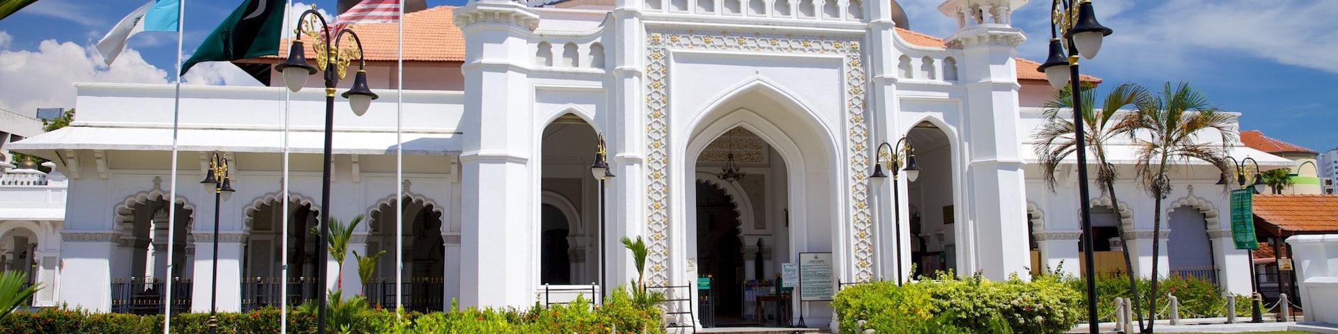Kapitan Keling Mosque which includes a mosque, heritage architecture and religious aspects