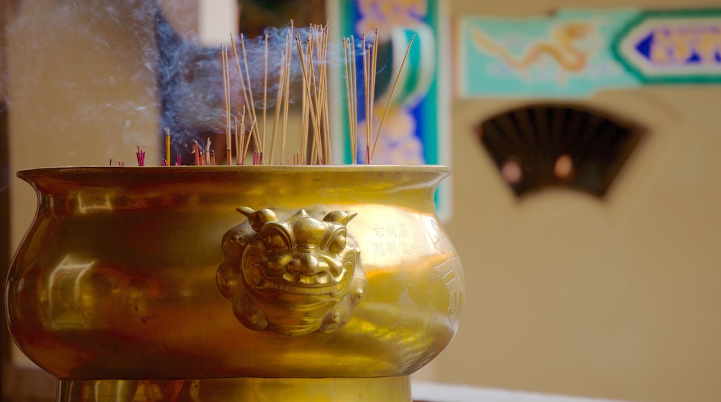 Kek Lok Si Temple which includes heritage elements and a temple or place of worship