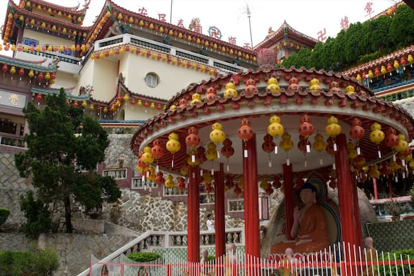 Temple de Kek Lok Si montrant temple ou lieu de culte et patrimoine architectural