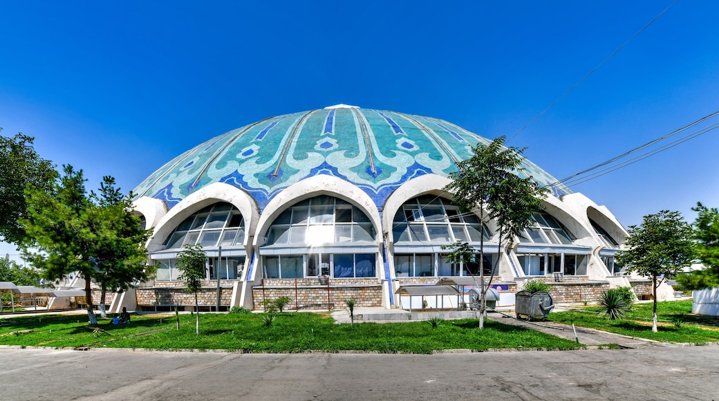 Chorsu Bazaar - Tashkent, Uzbekistan