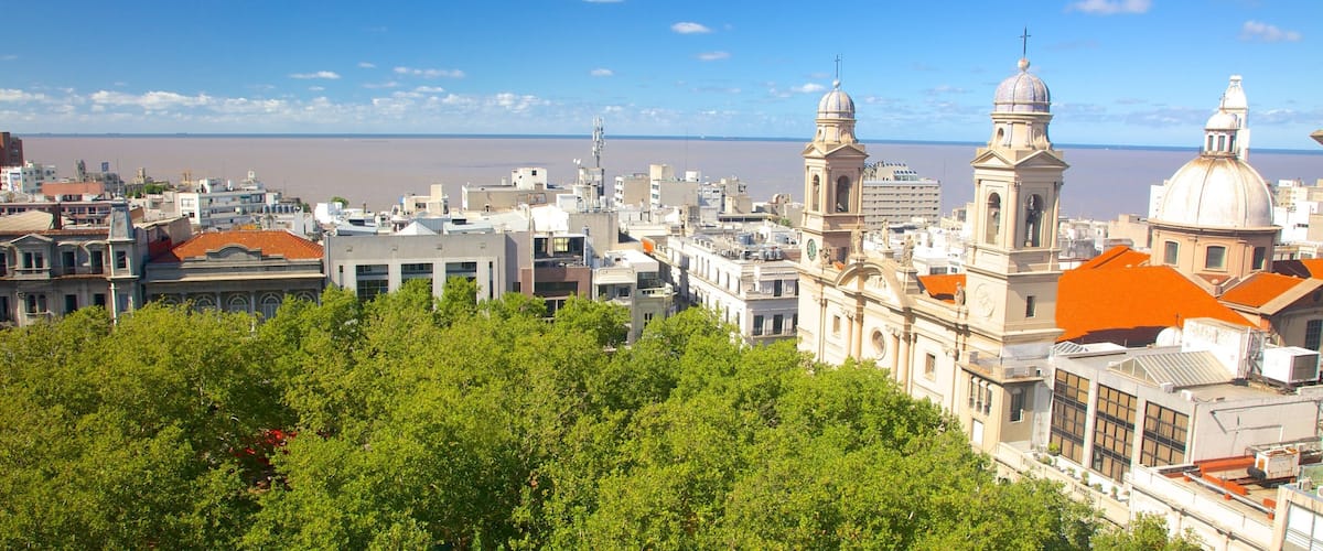 Cathédrale de Montevideo qui includes patrimoine architectural, éléments religieux et église ou cathédrale