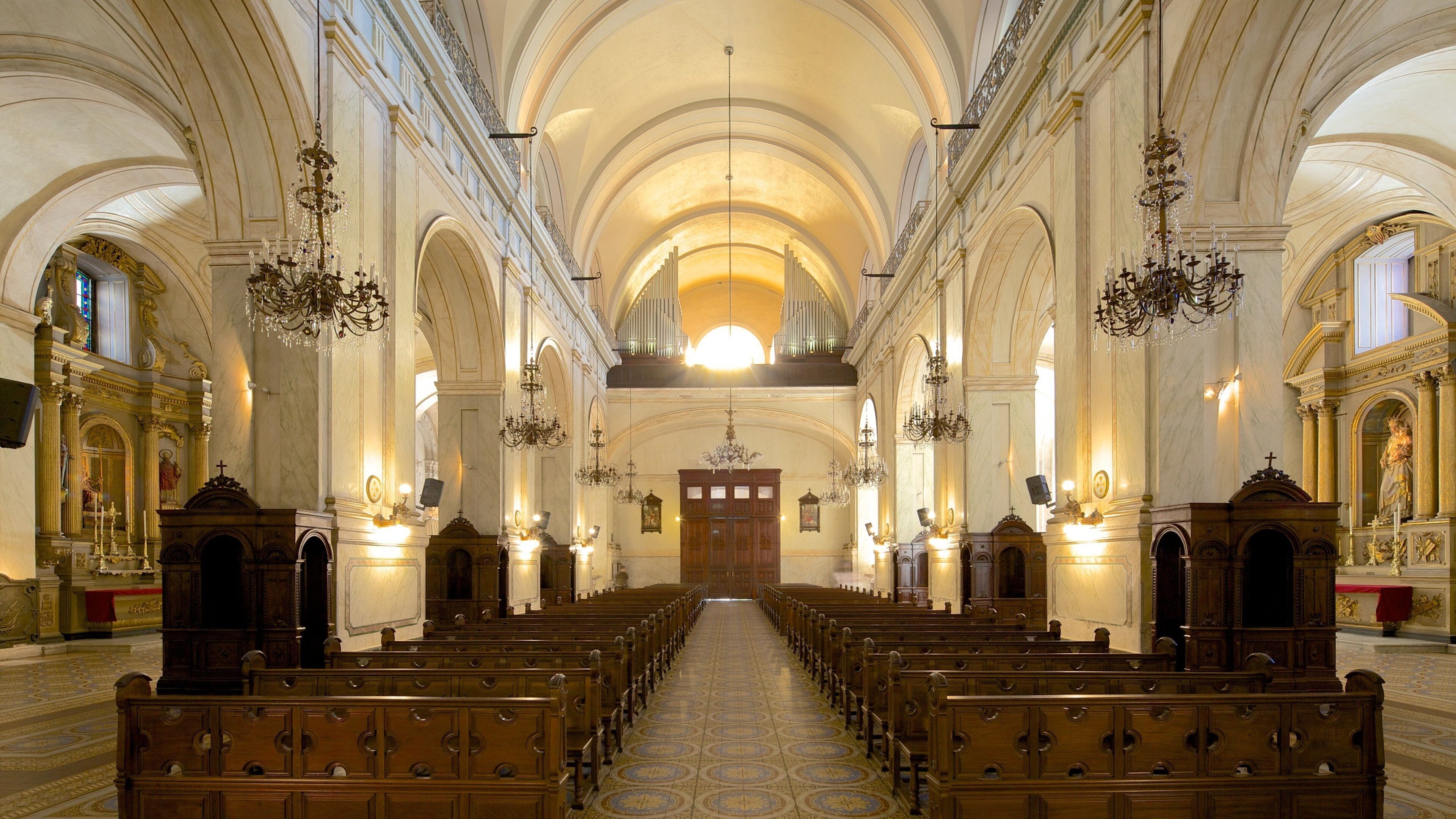 Montevideo Cathedral showing heritage architecture, a church or cathedral and interior views
