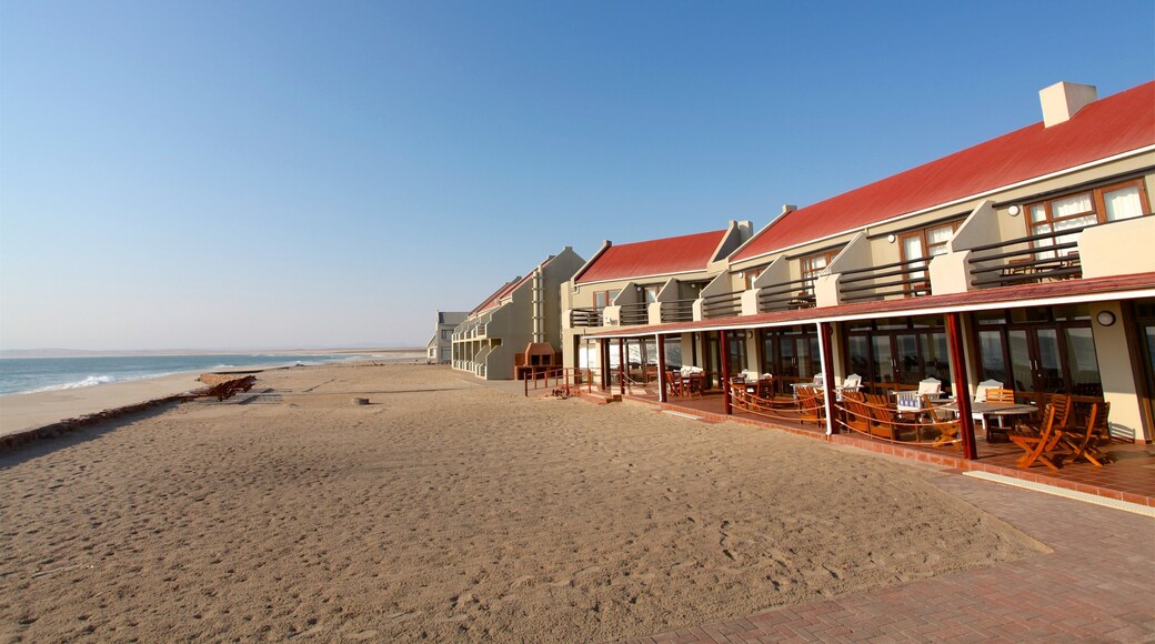 Skjelettkysten nasjonalpark som inkluderer strand og kyst