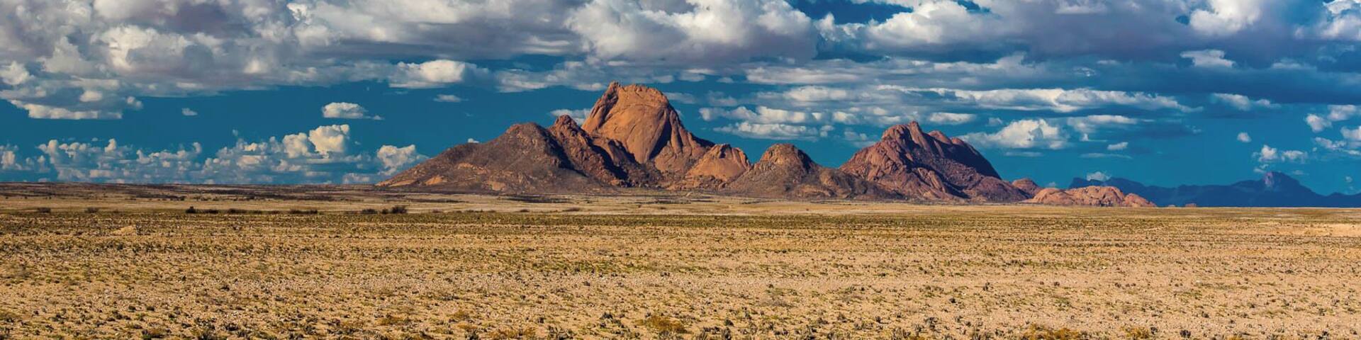 Approaching Spitzkoppe in Namibia´s Damaraland. Great camping spot after lots of miles of nothingness.