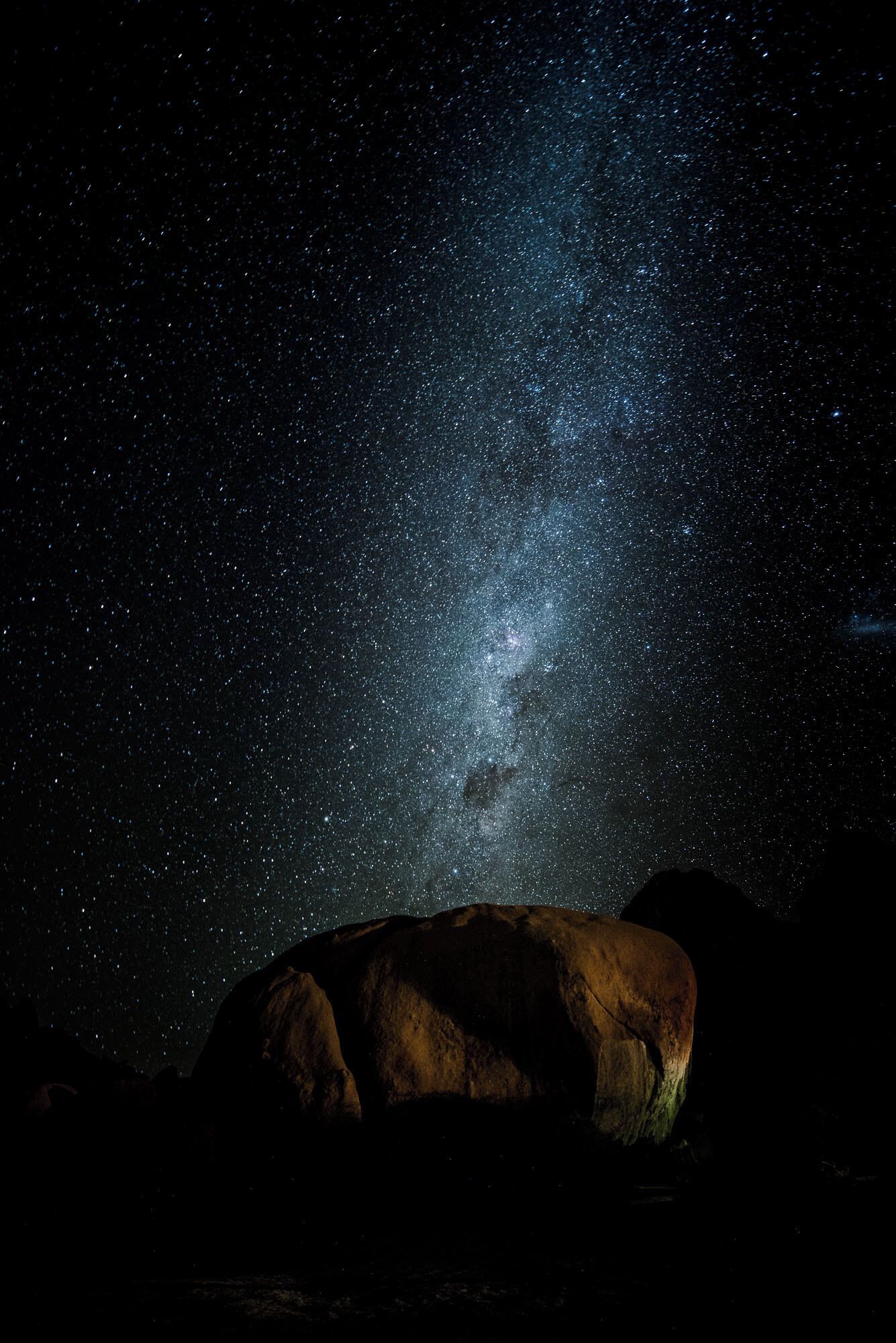 The night sky in Namibia is usually great as Namibia is sparsely populated (2nd least populated country after Mongolia b.t.w.), which means little light pollution. I just set up my camera next to our car on the campsite, my second try at milky way photography ever, and this is one of the results.
#nature #adventure

#Trovember
