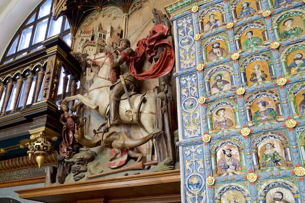 Arthur\'s Court montrant vues intérieures et patrimoine historique