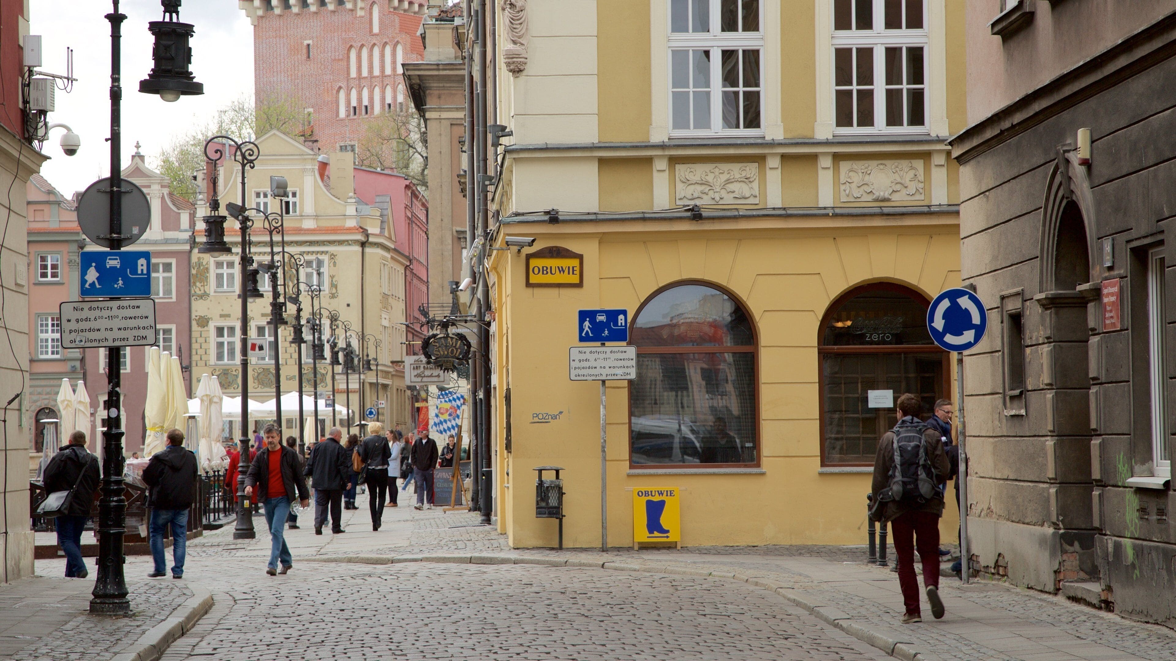 Stary Rynek mostrando escenas urbanas