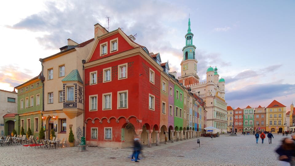 Stary Rynek which includes a sunset