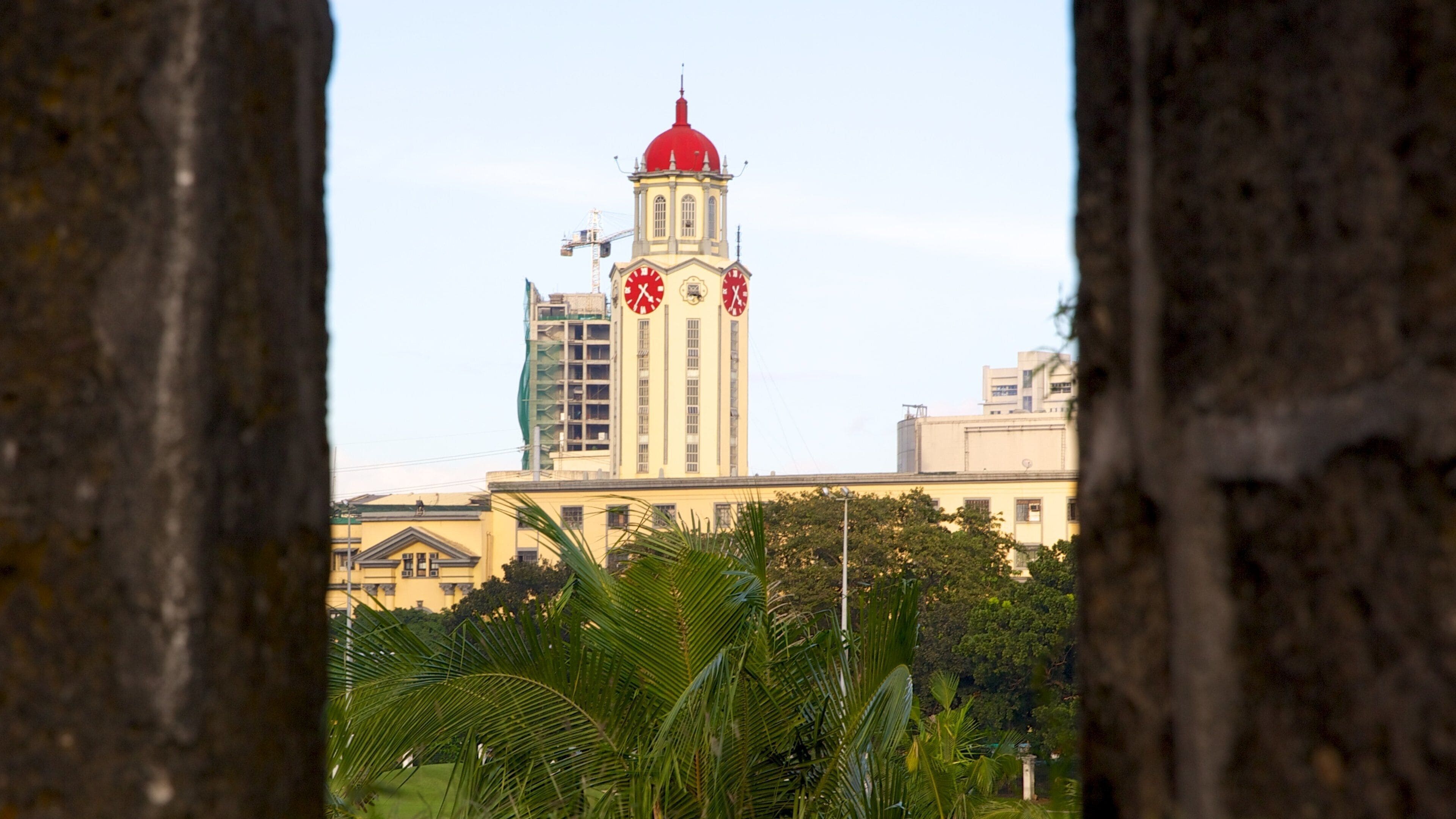 Baluarte de San Andres featuring a church or cathedral and heritage architecture